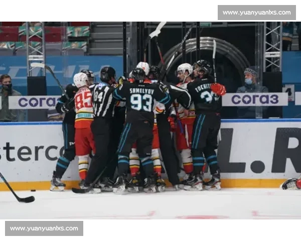 1-1 僵局打破！蓝队再入一球燃爆赛场